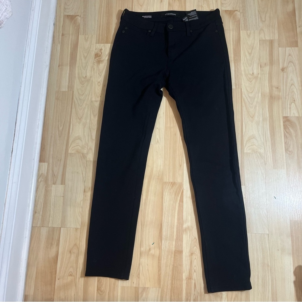 LIVERPOOL Solid Black Madonna Mid-Rise Skinny Leg Women's Jeggings Size 4/27